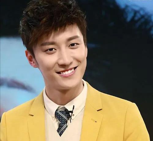 娱乐圈男星被潜图片_娱乐圈潜规则 内幕曝光 娱乐圈黑暗面